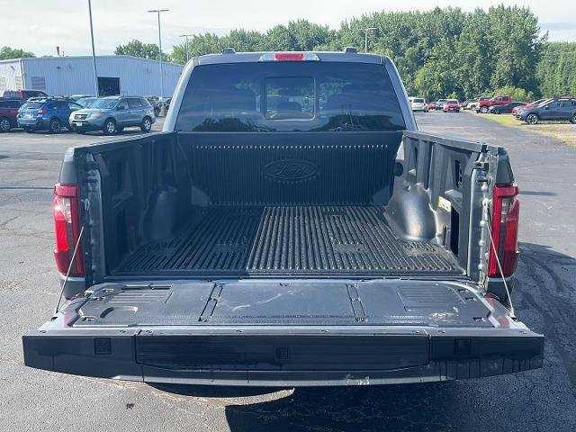New 2026 Carbonized Gray Metallic Ford XLT image 37