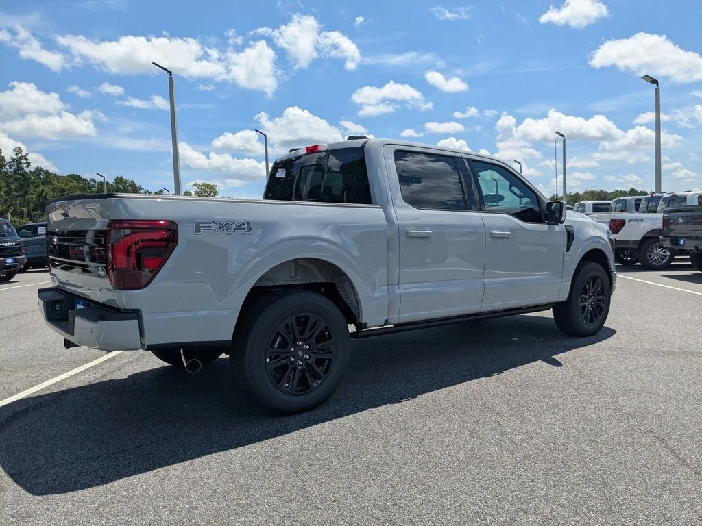 New 2026 Avalanche Ford Platinum image 4