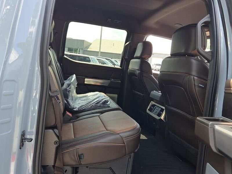 New 2026 Glacier Gray Metallic Tri-Coat Ford F-250® King Ranch® image 16