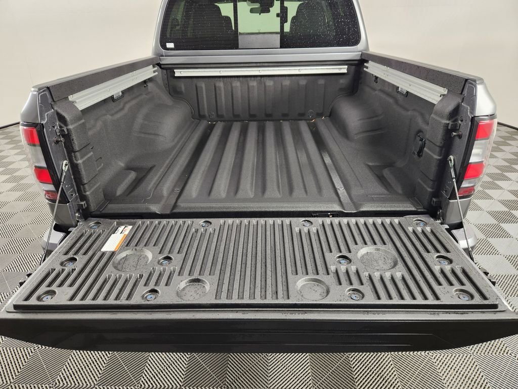 2026 Nissan Frontier SV - Photo 14