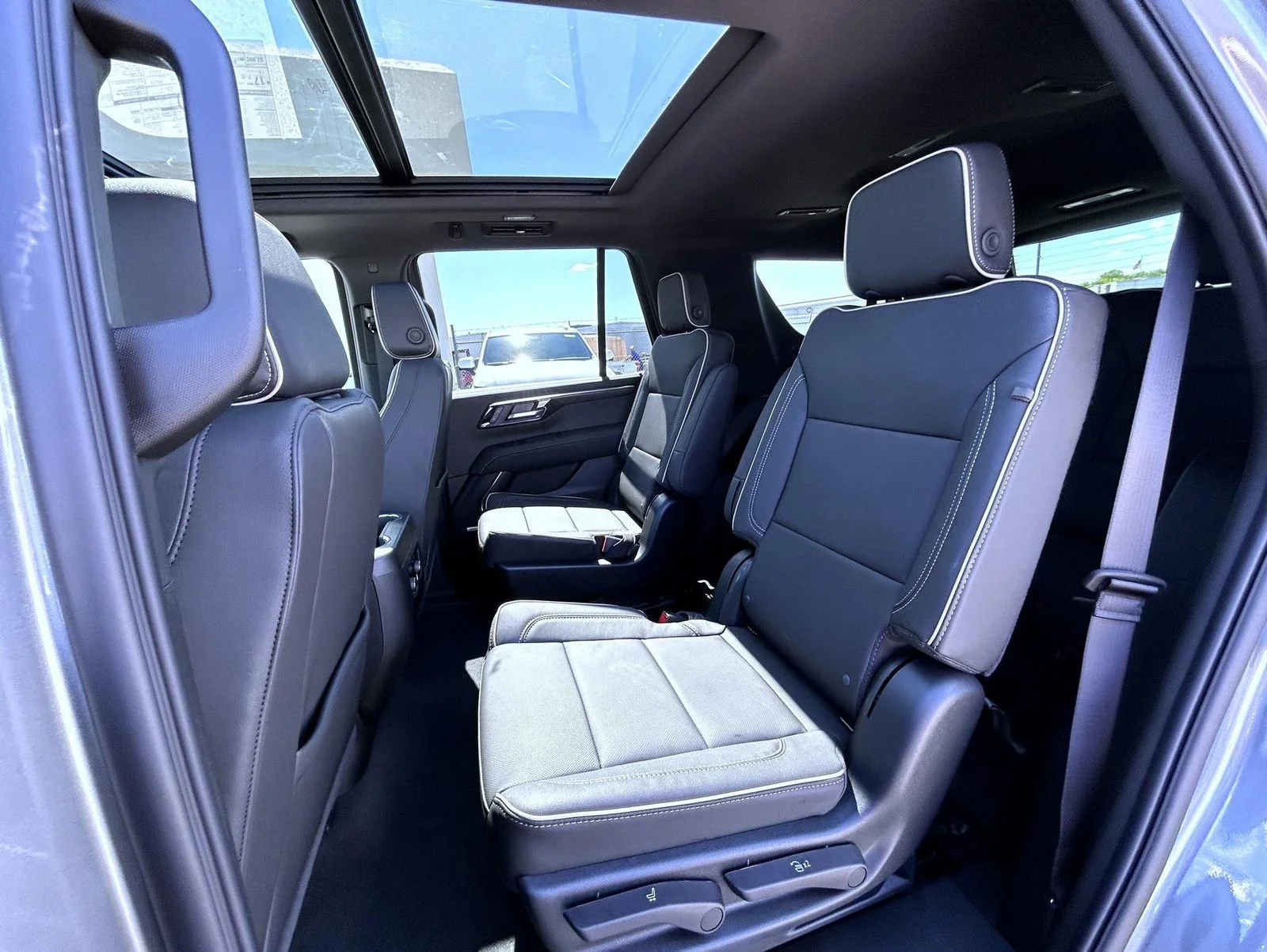 New 2026 Sterling Gray Metallic Chevrolet Premier image 20