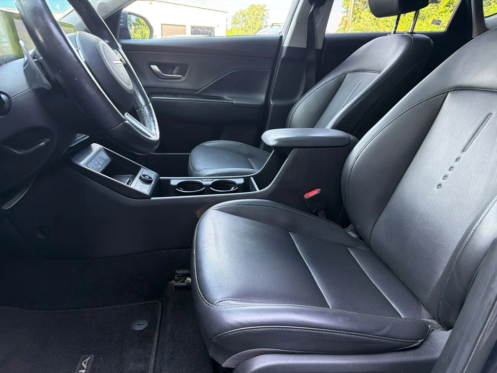 Used 2024 Blue Hyundai Limited image 9