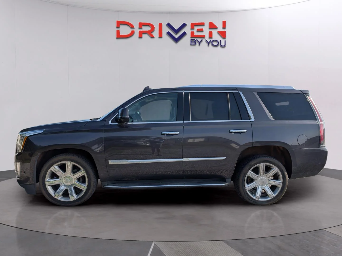 Used 2018 DARK GRANITE METALLIC Cadillac Luxury image 2
