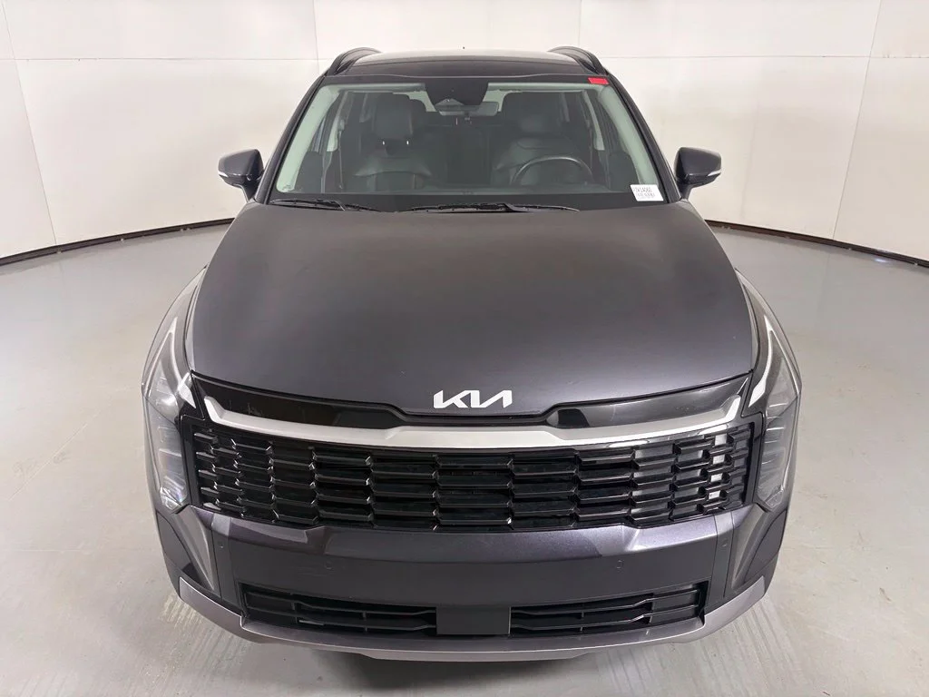 Used 2026 Gray Kia EX image 3