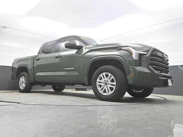 Used 2022 Green Toyota SR5 image 30