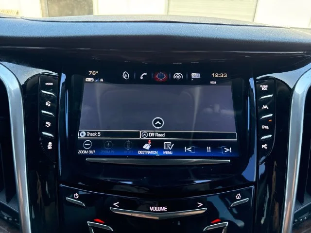 Used 2020 Black Raven Cadillac Luxury image 29