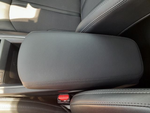Used 2022 Red Kia GT-Line image 26