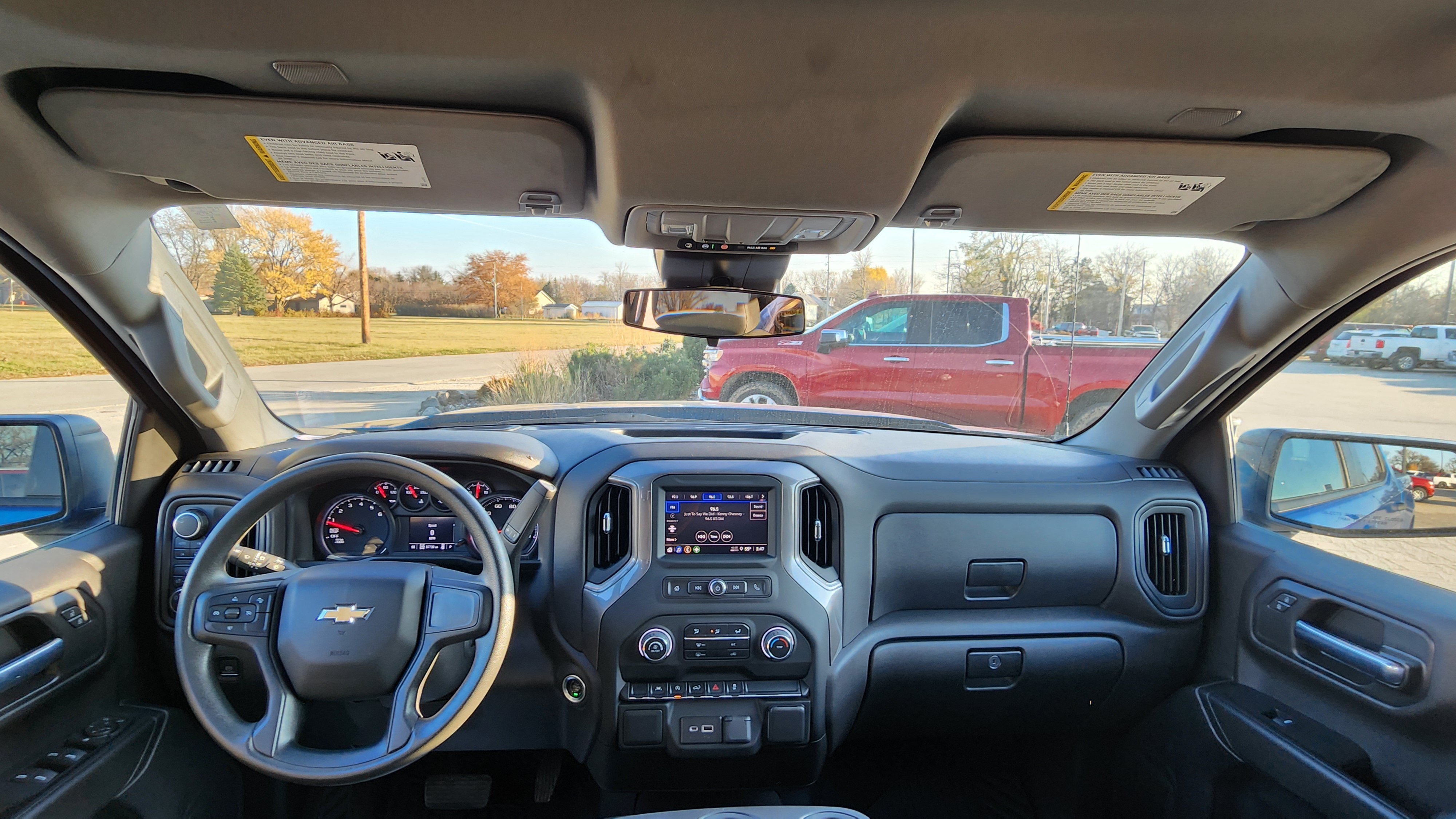 2023 Chevrolet Silverado 1500 Custom - Photo 15