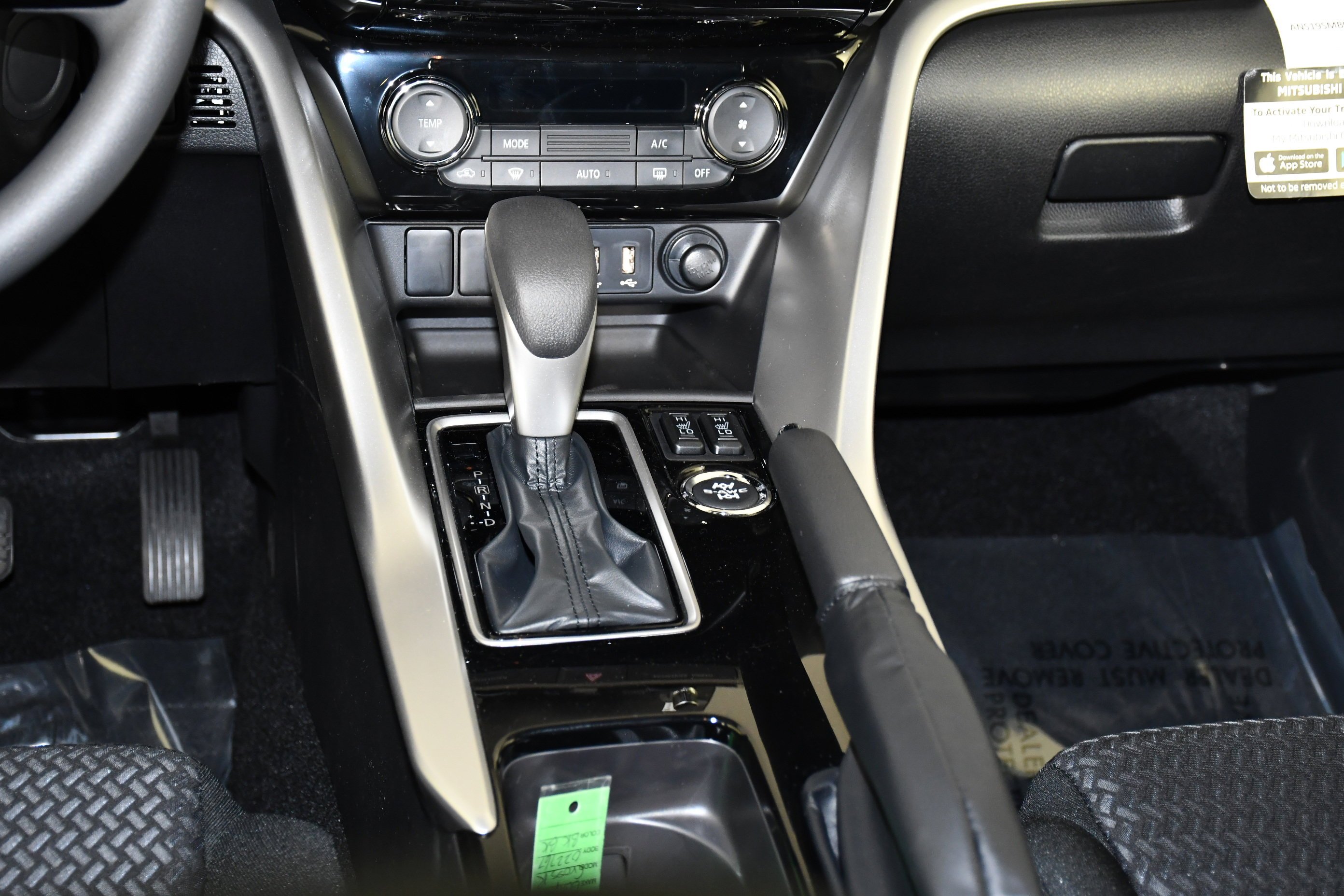 New 2026 Labrador Black Pearl Mitsubishi Ralliart image 13