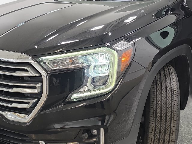 Used 2022 Black GMC SLT image 31