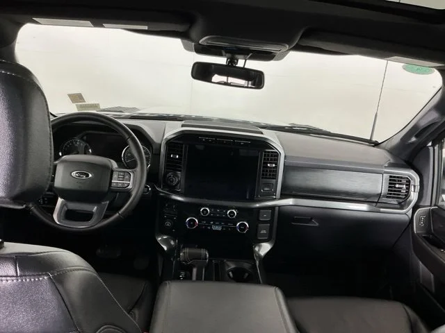 Used 2023 Oxford White Ford XLT image 25
