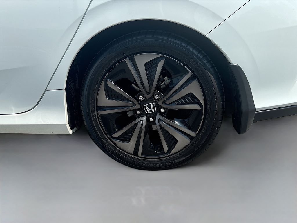 Used 2019  Honda EX-L image 11