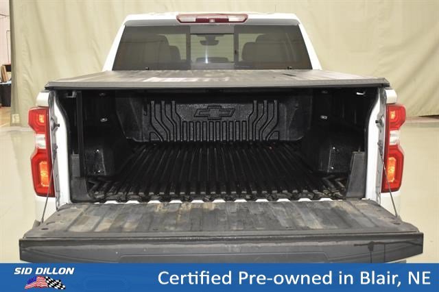 Used 2019 Silver Ice Metallic Chevrolet LTZ image 12
