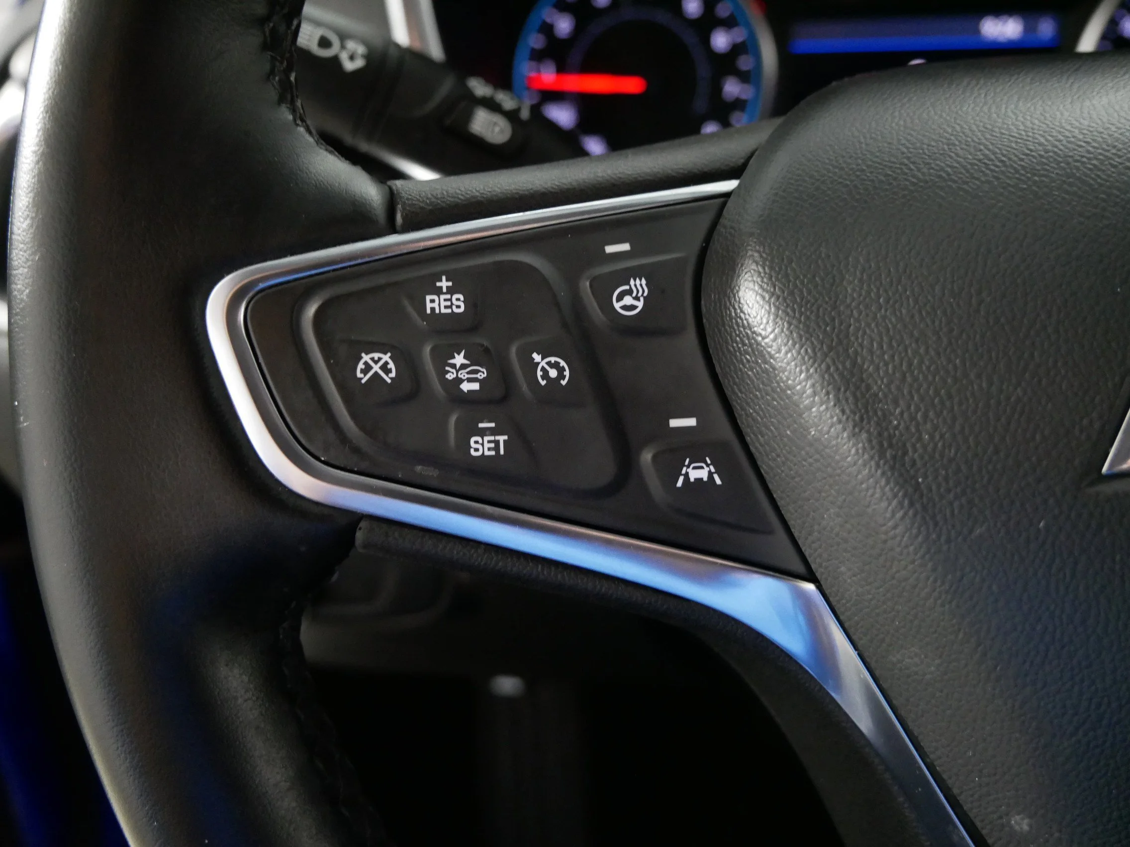 Used 2024 Riptide Blue Metallic Chevrolet LT image 27