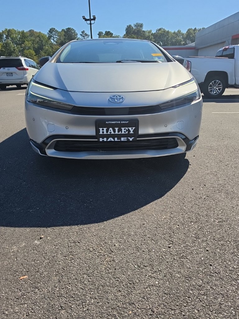 Used 2023 Beige Toyota XSE image 8