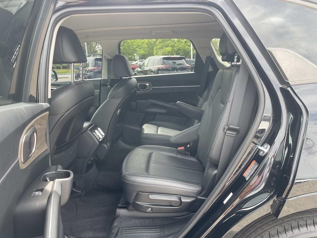 Used 2023 Black Kia EX image 10
