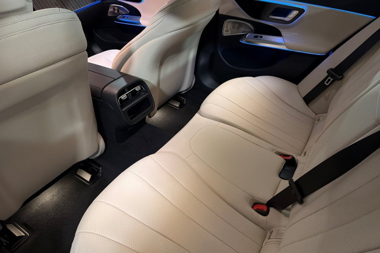 New 2027 Polar White Mercedes-Benz E 350 RWD Sedan image 11
