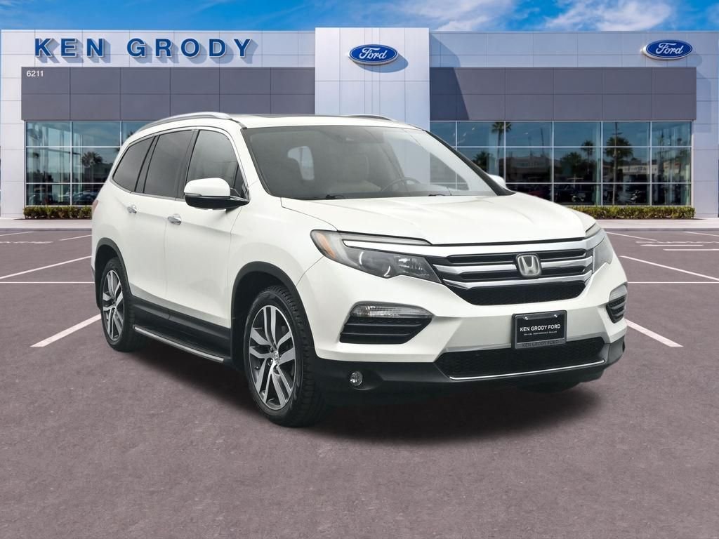 2016 Honda Pilot 4WD Elite's photo
