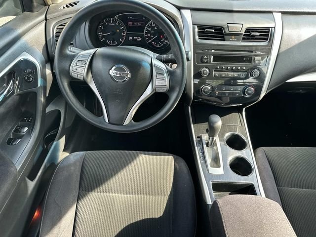 Used 2013 Silver Nissan 2.5 S image 16