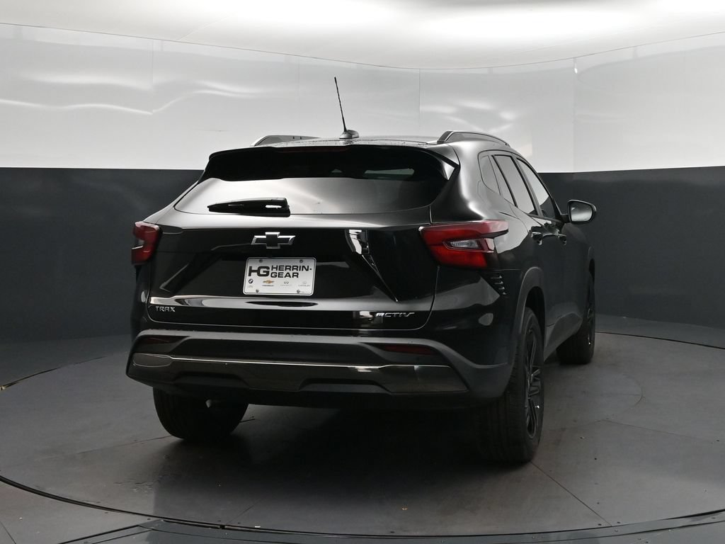 2026 Chevrolet Trax Activ - Photo 7