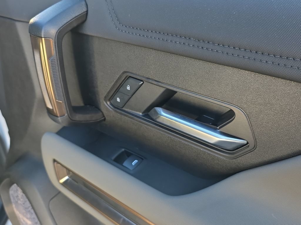 2025 GMC HUMMER EV 2X - Photo 17