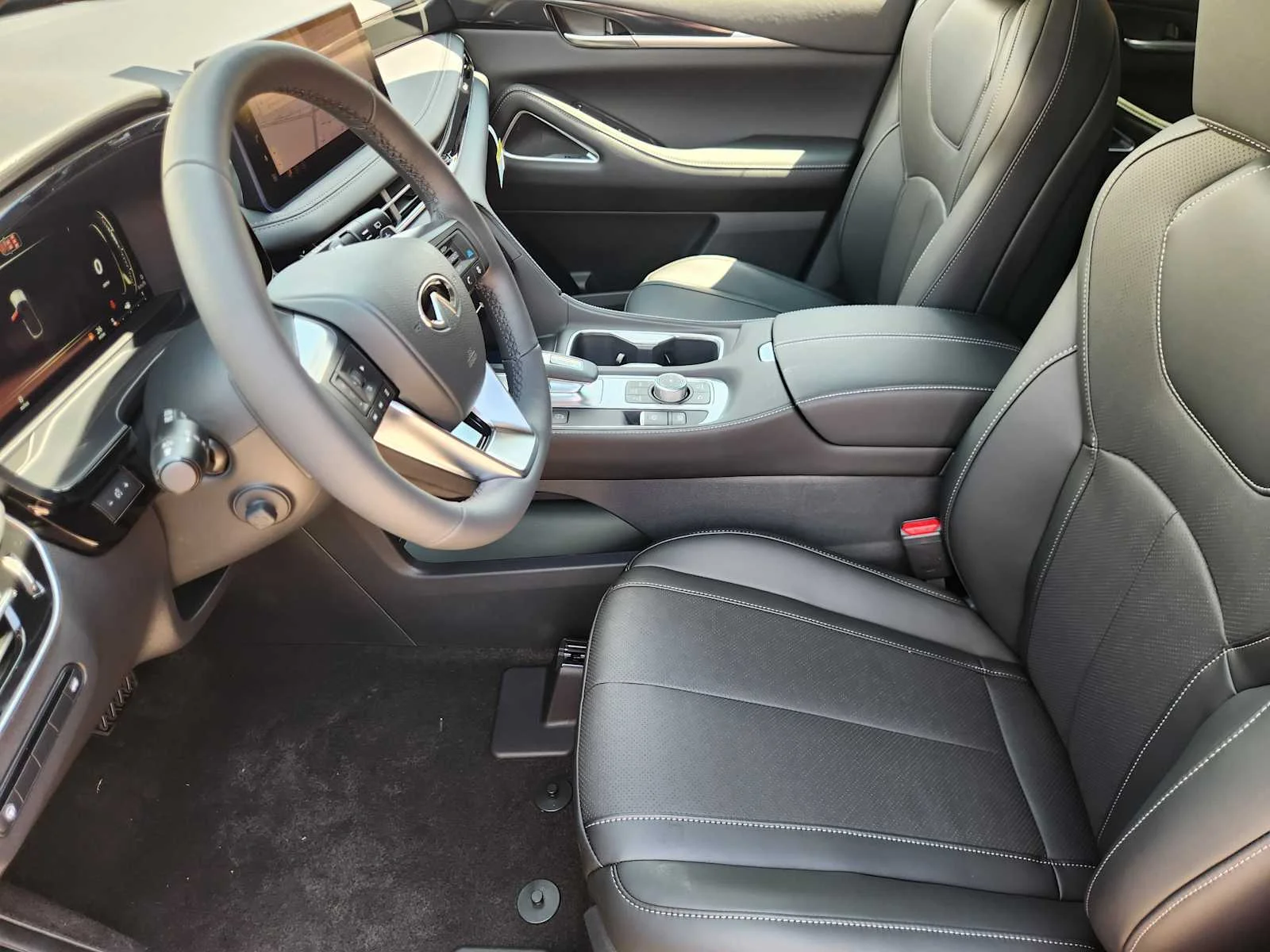 New 2027 DEEP EMERALD INFINITI Sport AWD image 8