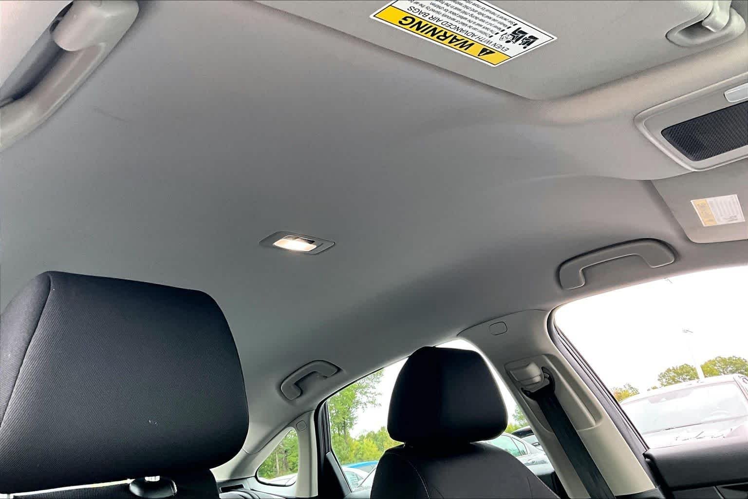 Used 2025  Honda LX image 12
