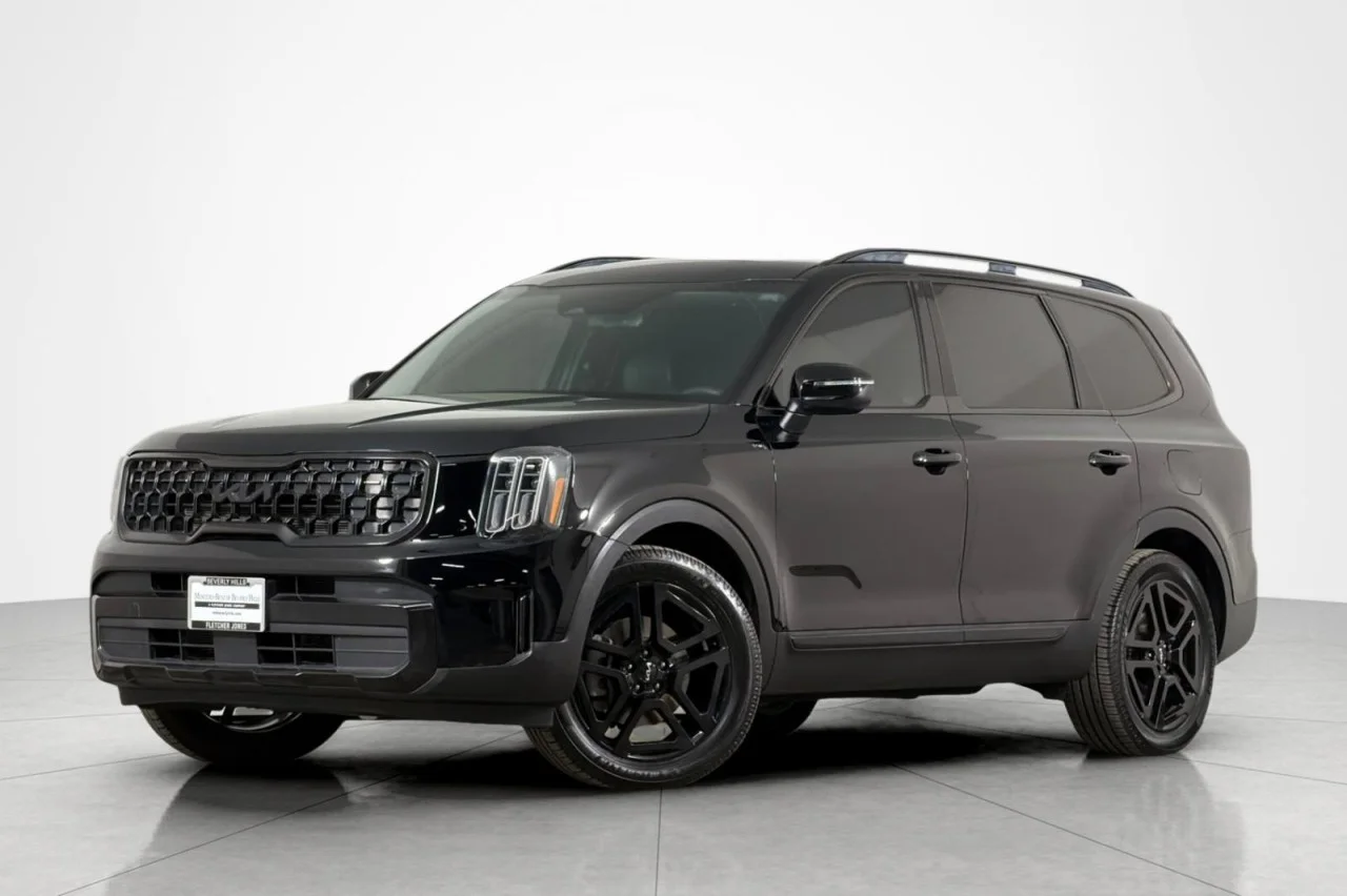 Used 2023 BLACK Kia EX X-Line image 1