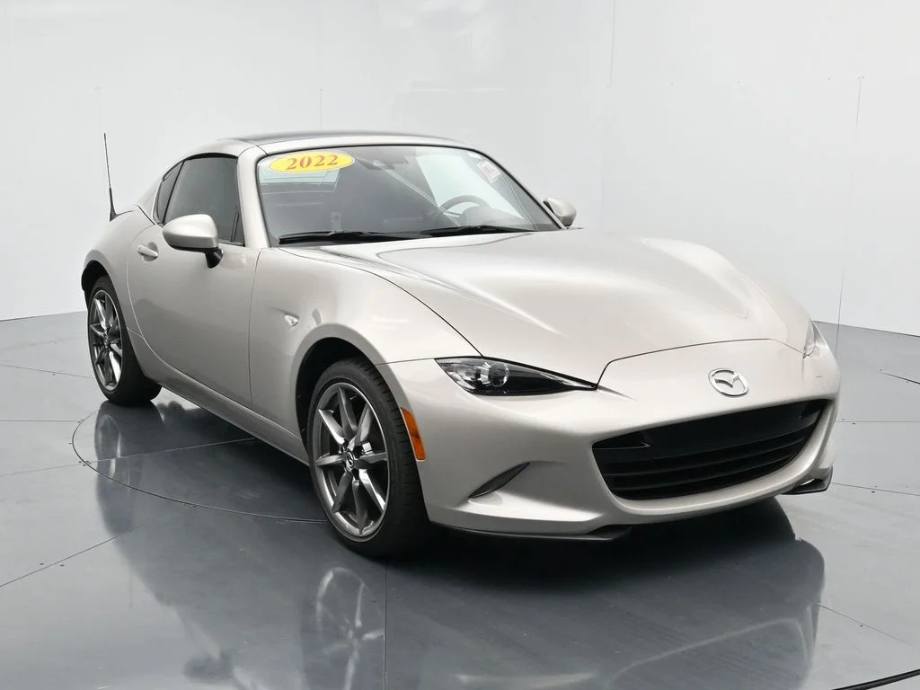 Used 2022 Silver Mazda Grand Touring image 2