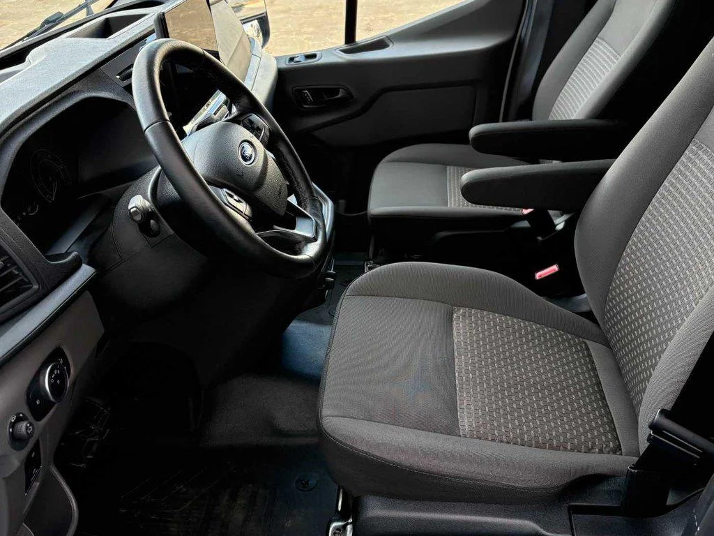 2025 Ford Transit Passenger Van XLT - Photo 19