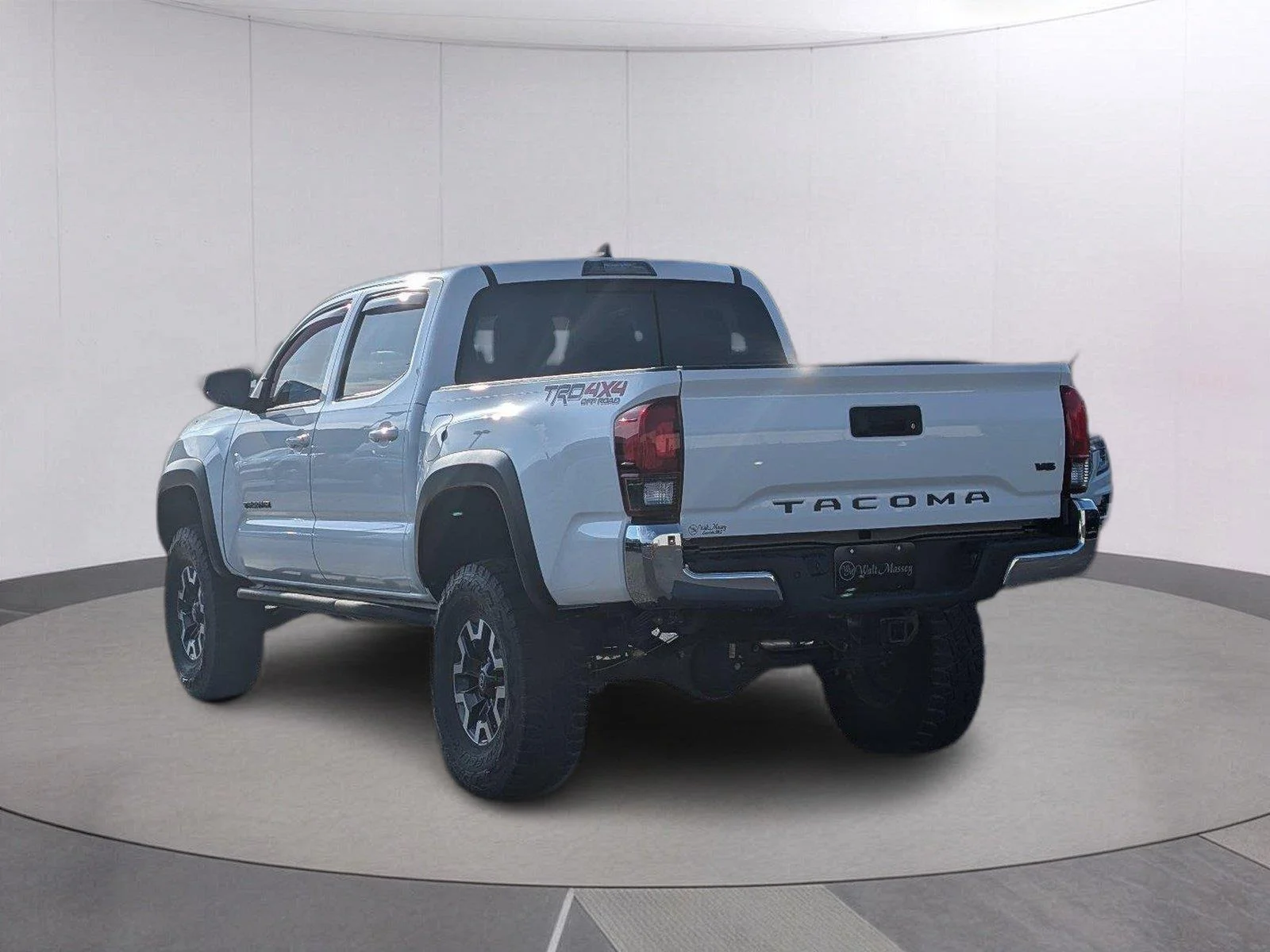 Used 2019 Super White Toyota TRD Off-Road image 3