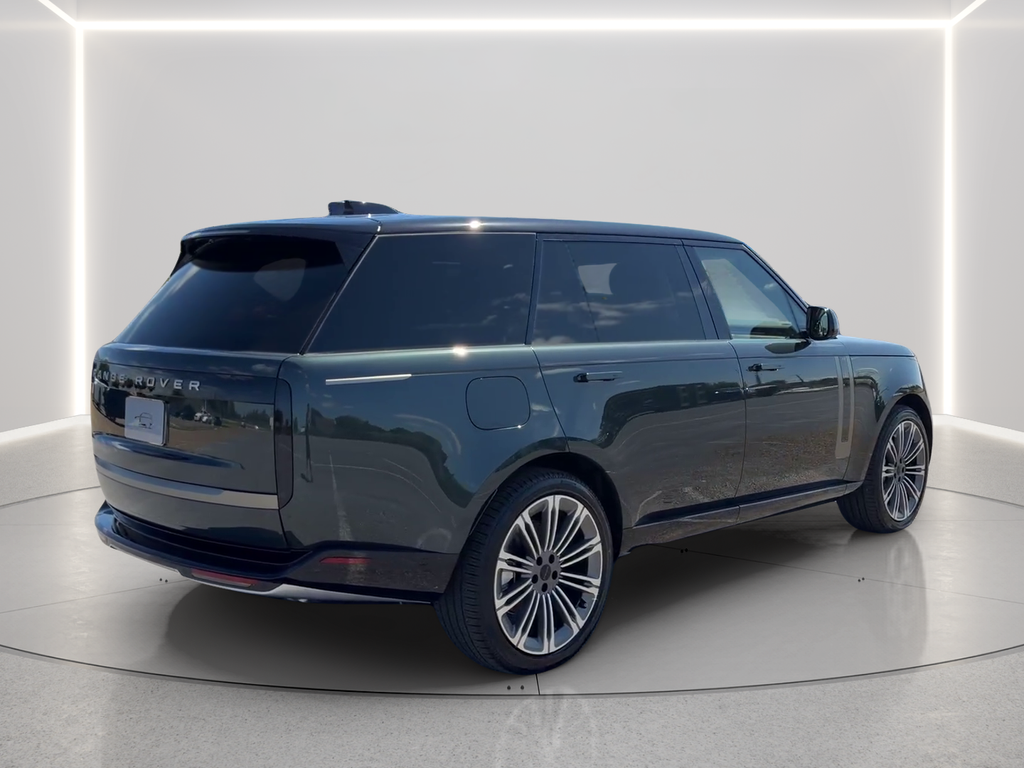 New 2026 Belgravia Green Land Rover SE image 5