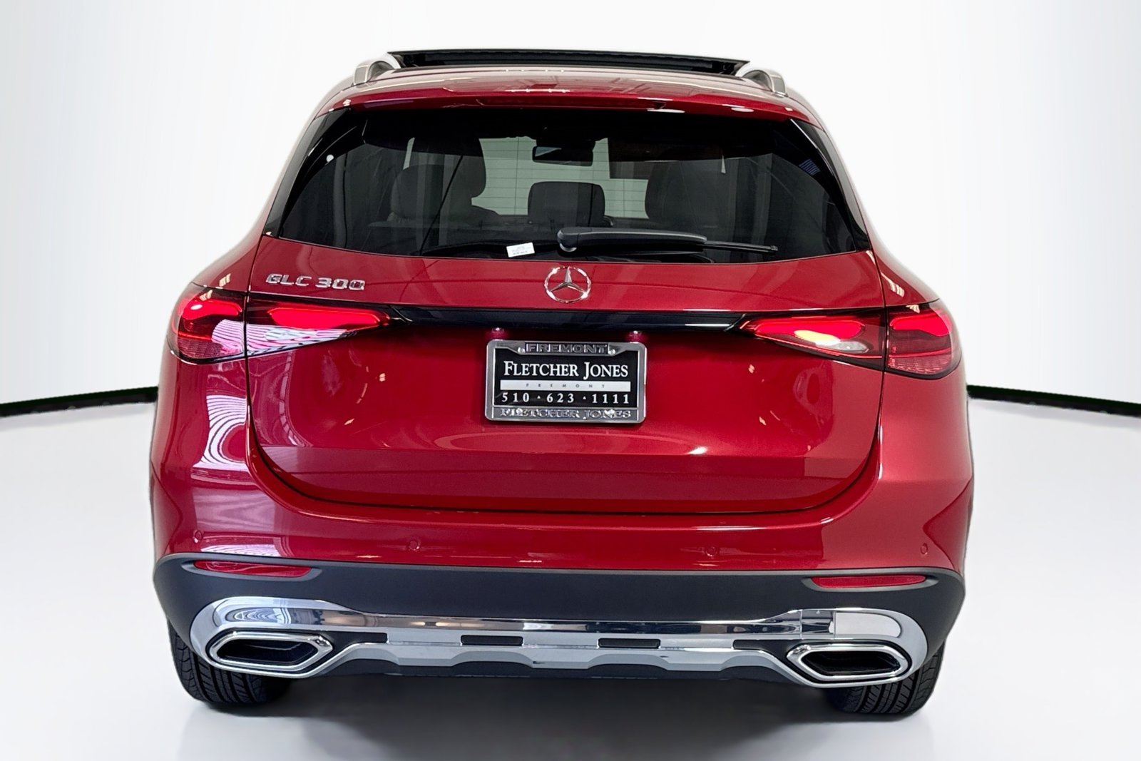 New 2026 MANUFAKTUR Patagonia Red Metallic Mercedes-Benz GLC 300 image 6