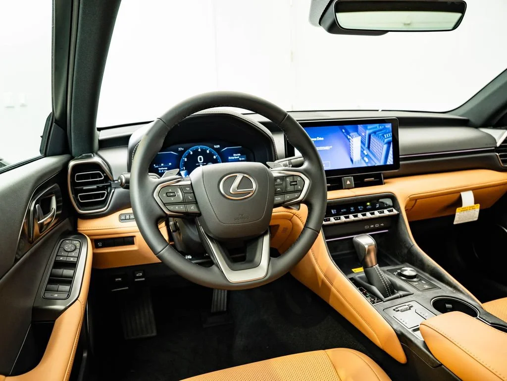 New 2026 Iridium Lexus F SPORT DESIGN AWD image 32