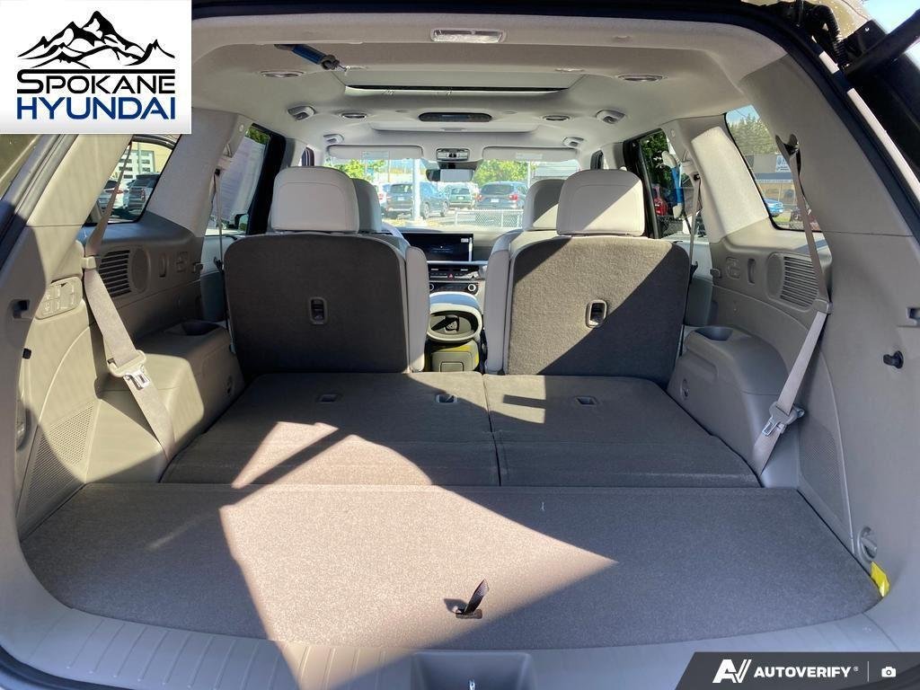 2026 Hyundai Palisade Limited - Photo 16