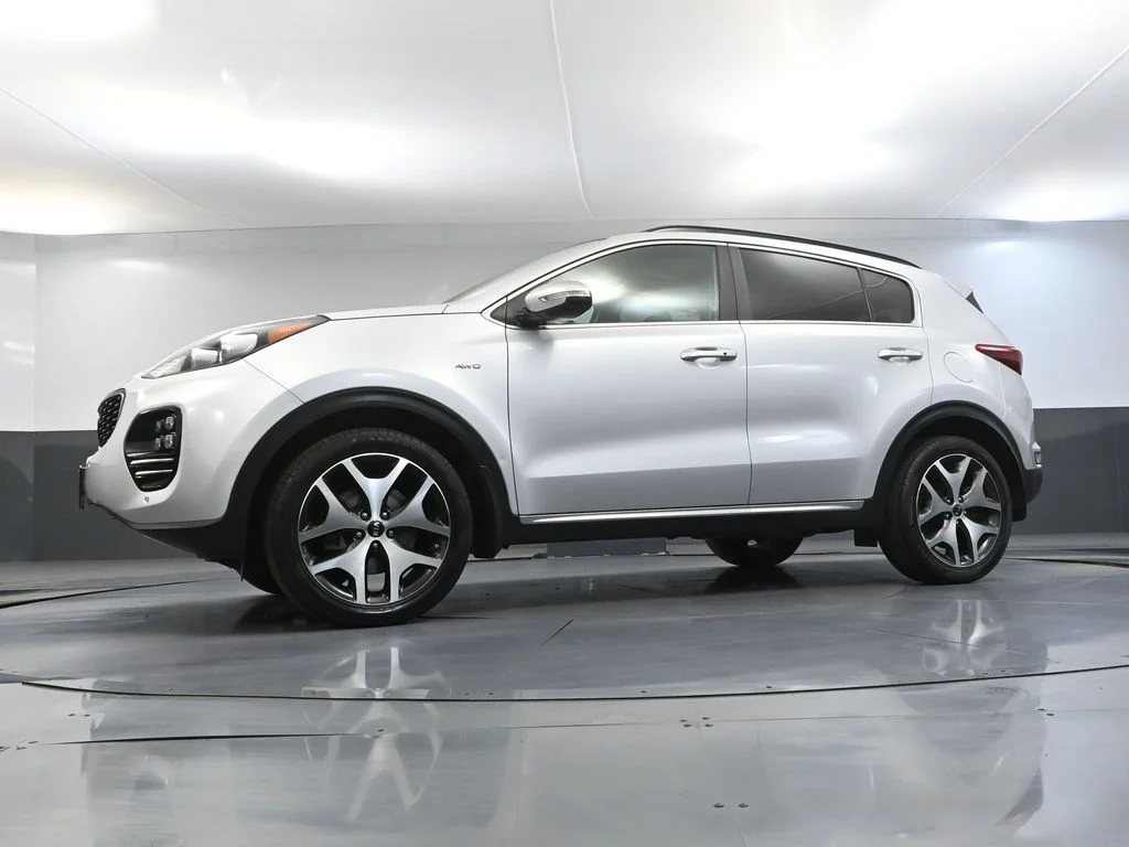 Used 2019 Silver Kia SX image 55
