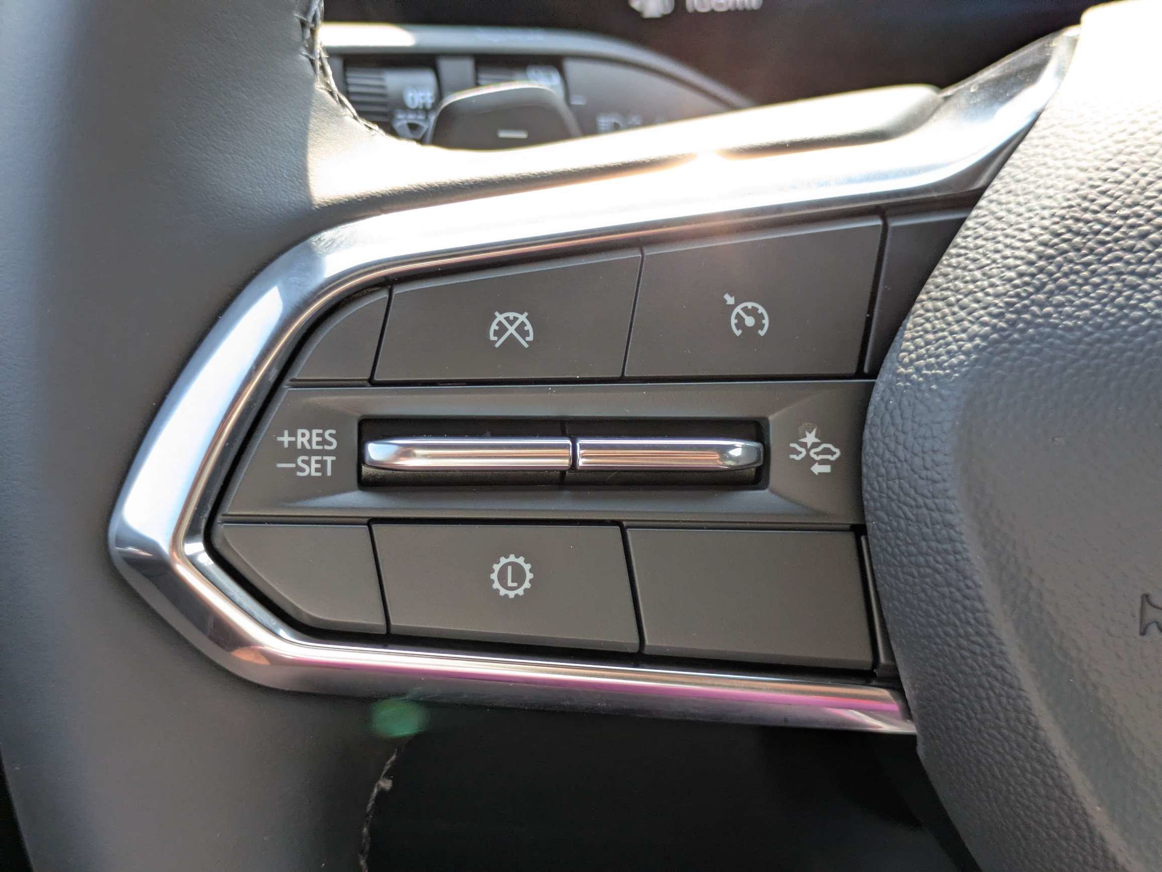 New 2027 Sterling Gray Metallic Chevrolet LT image 26