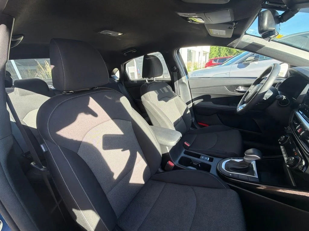 Used 2024 Blue Kia GT-Line image 31