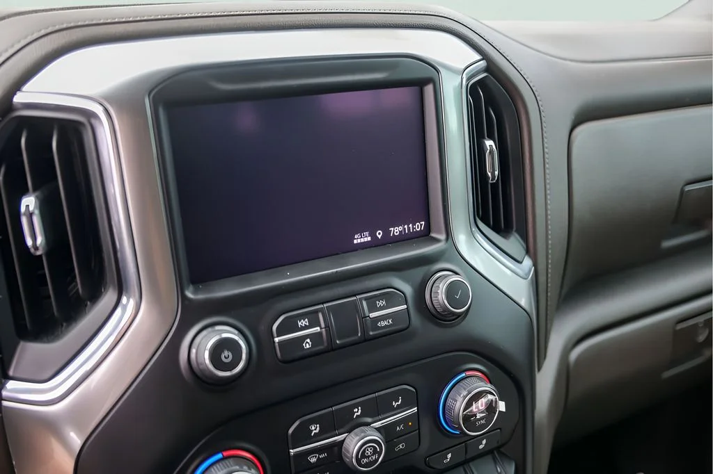 Used 2020 Blue Chevrolet RST image 18