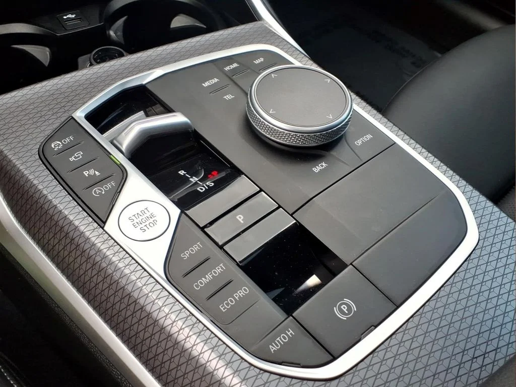 Used 2025 Gray BMW 330i image 10