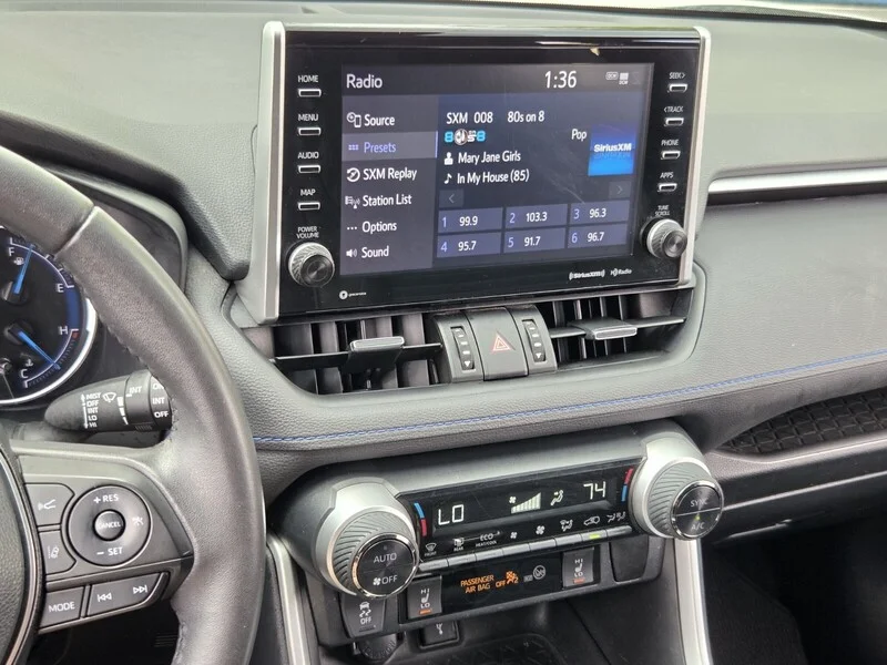 Used 2022 WHITE TOYOTA XSE image 24