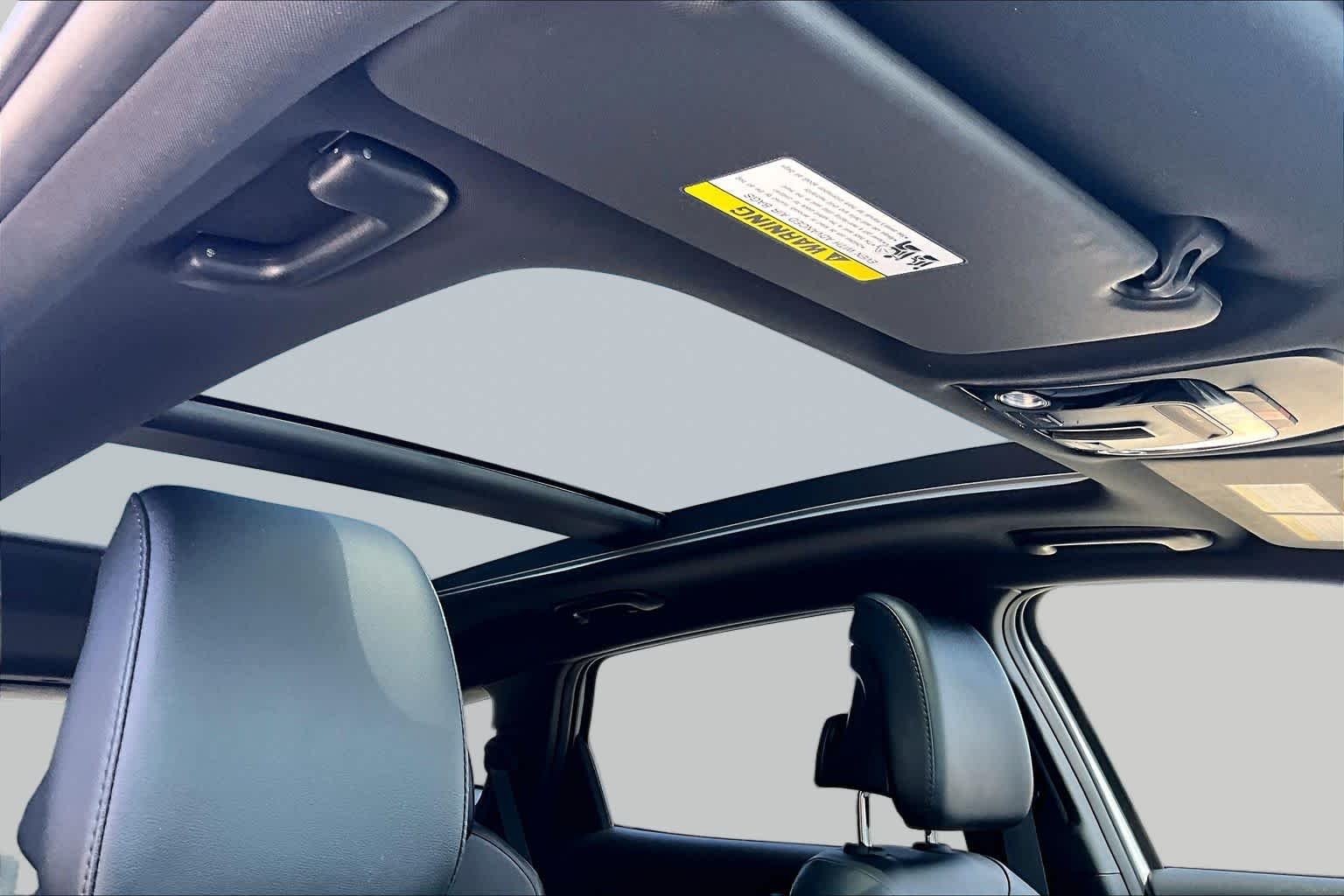 Used 2024 Wolf Gray/Ebony Black Roof Kia X-Pro image 12