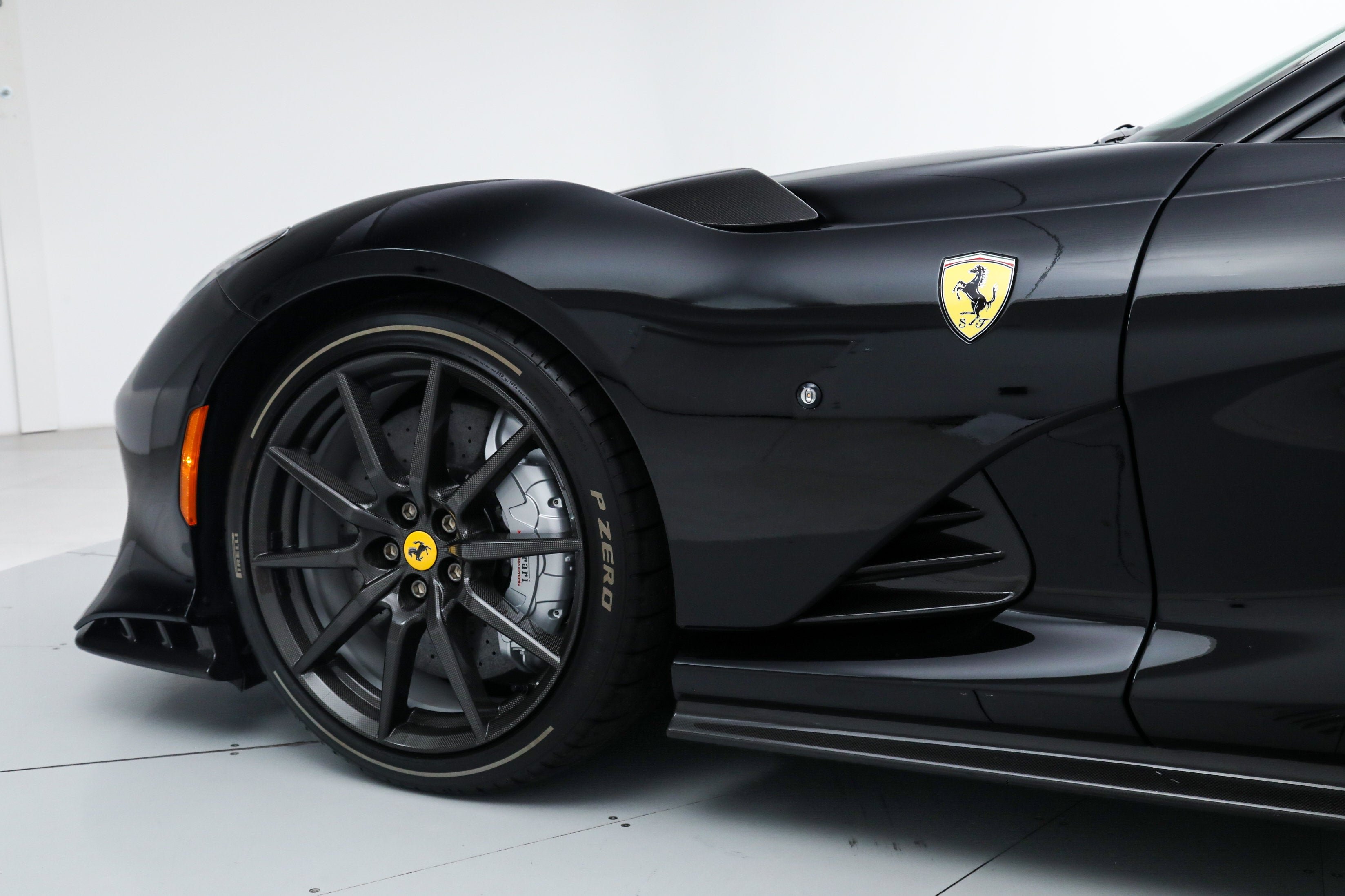 Used 2022 Nero Ferrari  image 17