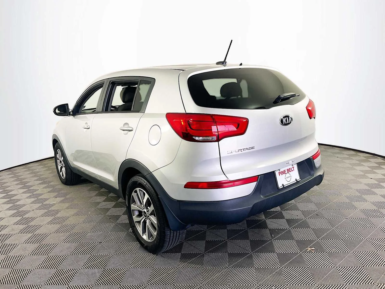 Used 2016 Bright Silver Kia LX image 6