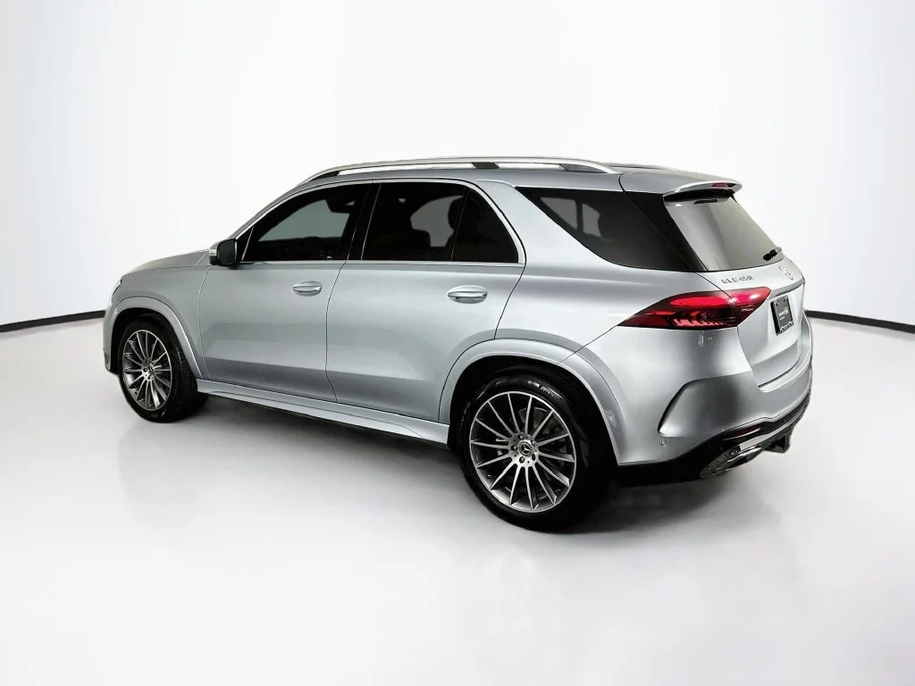 Used 2024 Gray Mercedes-Benz GLE 450 image 4