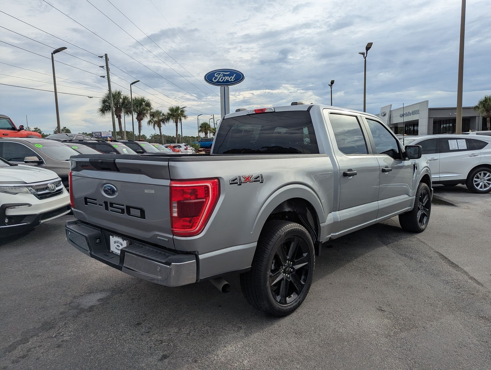 Used 2023 Silver Metallic Ford XLT image 9