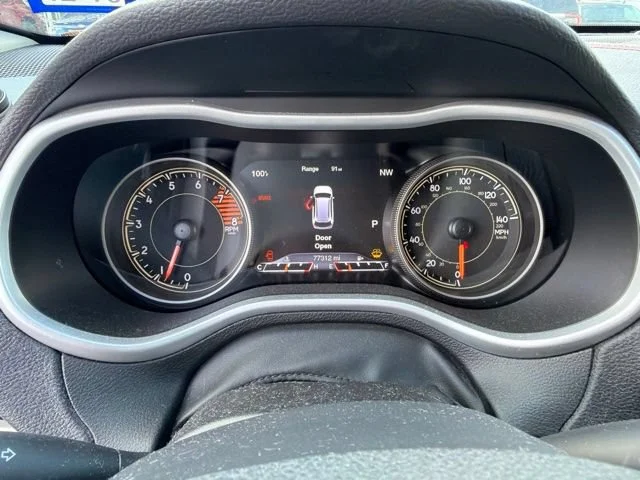 Used 2018 Black Jeep Trailhawk image 10
