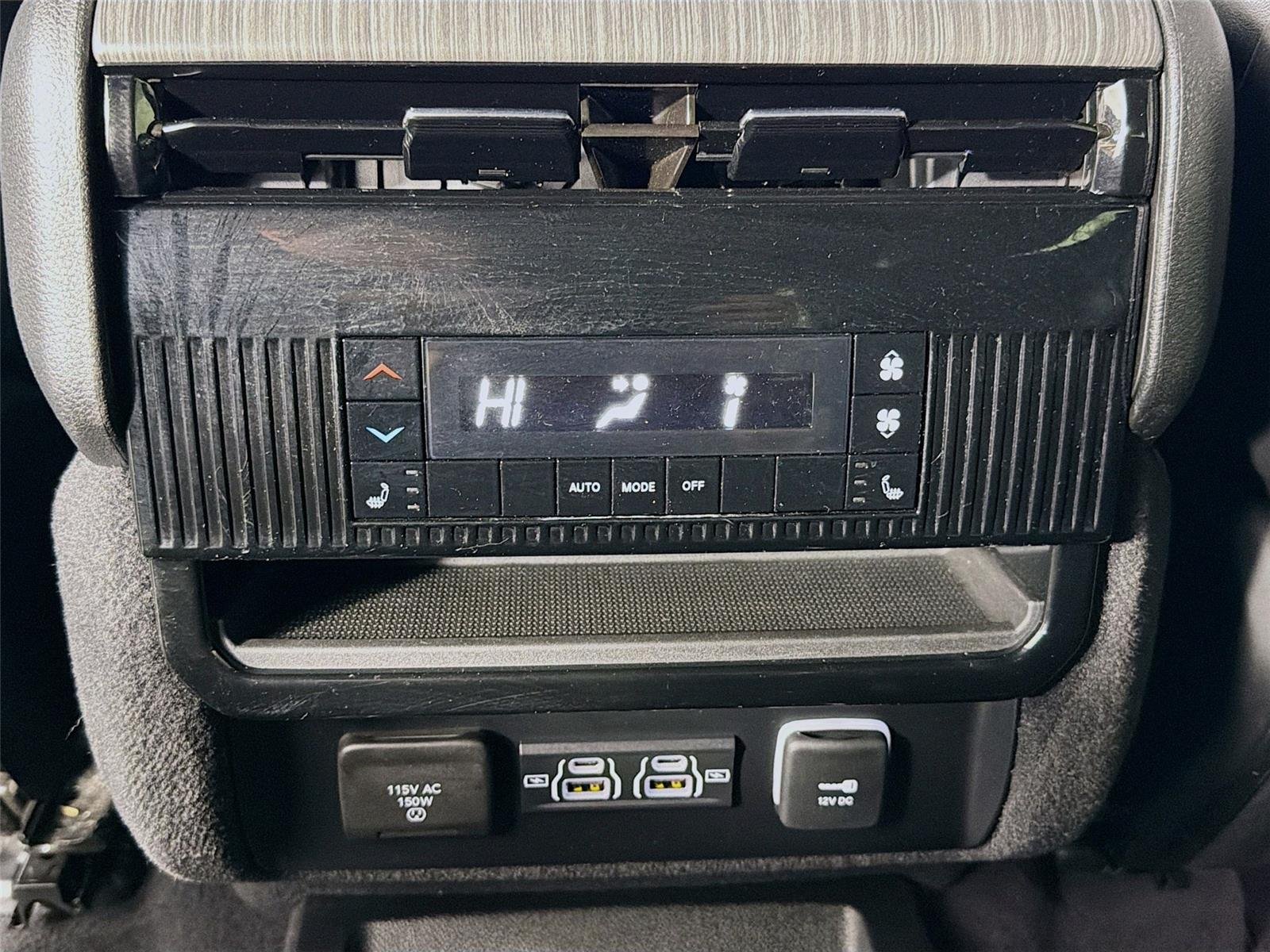 Used 2024  Jeep Series III image 24