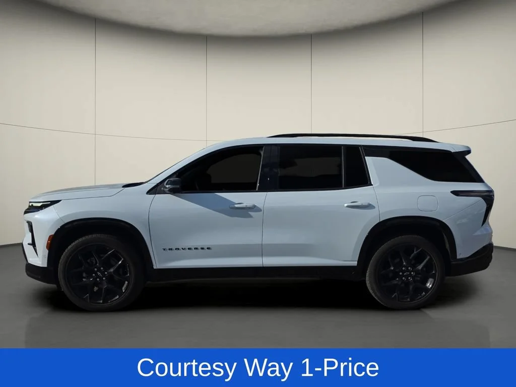 Used 2026 Polar White Tricoat Chevrolet RS image 5