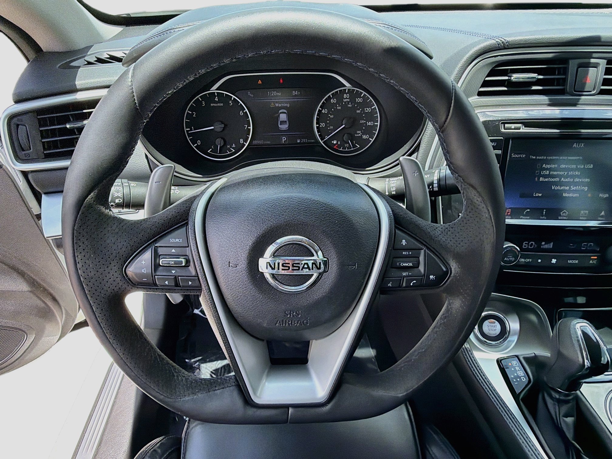 Used 2017 Pearl White Nissan SR image 37